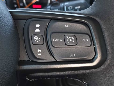 New 2026 Jeep Wrangler Unlimited Rubicon AWD/4WD image 33