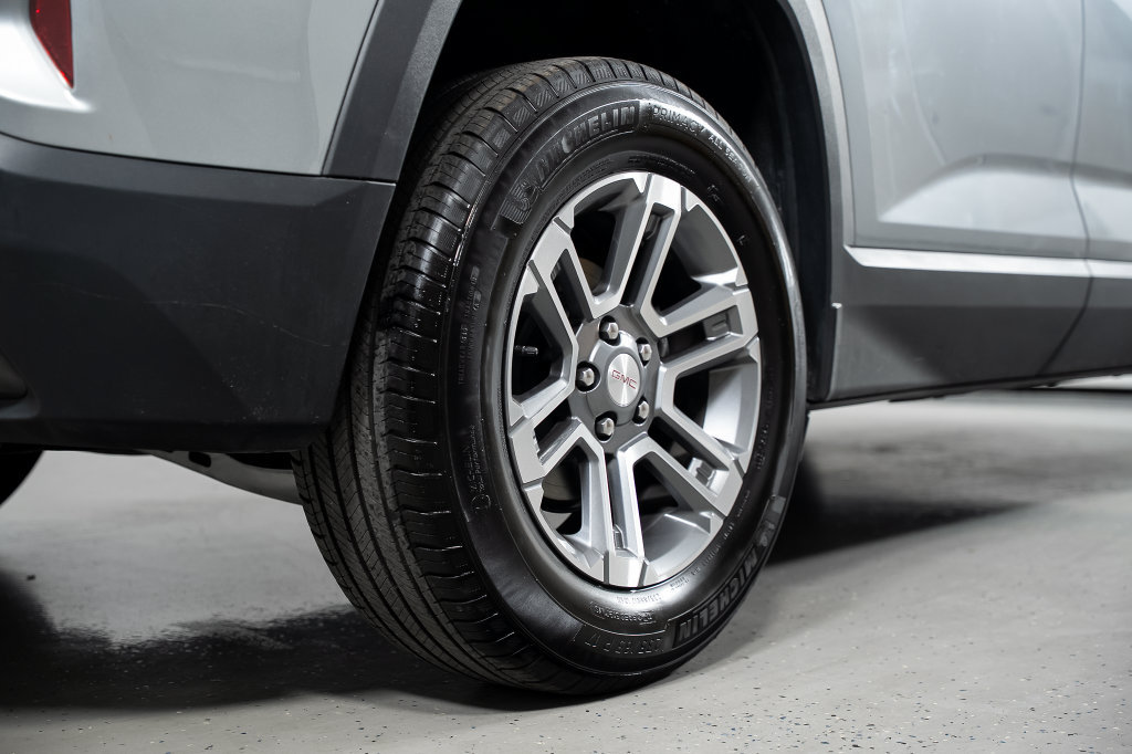 Used 2026 GMC Terrain Elevation FWD image 8