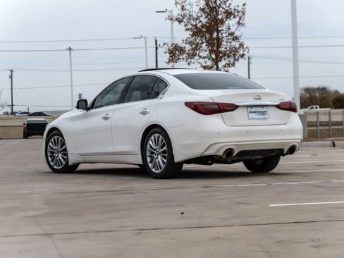 Used 2021 INFINITI Q50 Luxe image 3
