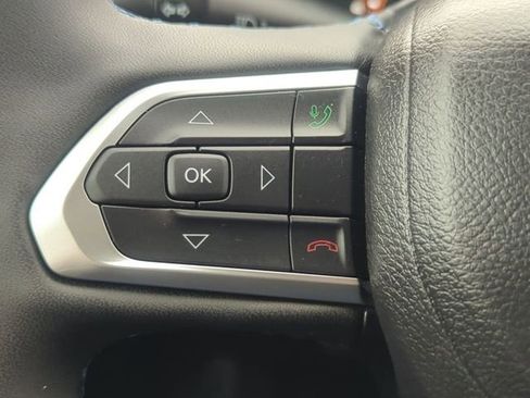 Certified 2022 Jeep Compass Latitude image 15