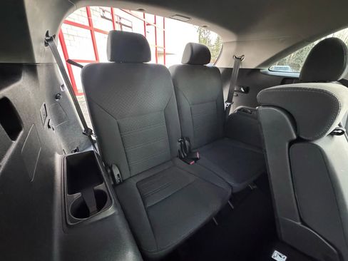 Used 2020 Kia Sorento LX image 18