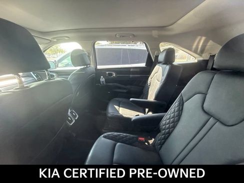Certified 2023 Kia Sorento SX Prestige AWD/4WD image 11