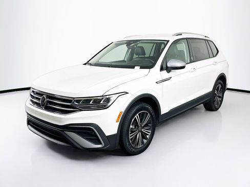 Used 2024 Volkswagen Tiguan Wolfsburg Edition image 3