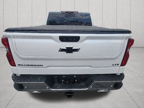 Used 2023 Chevrolet Silverado 1500 LTZ w/ LTZ Premium Package AWD/4WD image 10