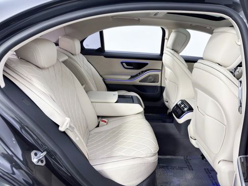 Used 2021 Mercedes-Benz S 580 4MATIC Sedan image 49