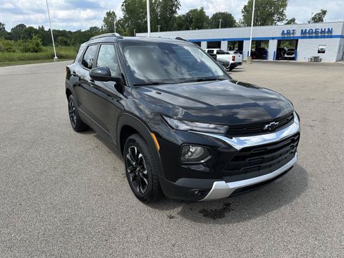 Used 2023 Chevrolet TrailBlazer LT w/ Convenience Package AWD/4WD image 9