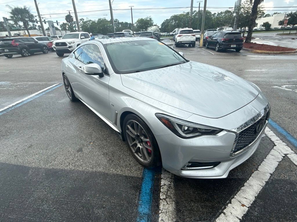 Used 2019 INFINITI Q60 3.0t Luxe w/ Cargo Package RWD image 6