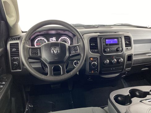 Used 2018 RAM 1500 Express image 17