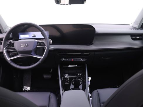 New 2026 Audi Q3 quattro 2.0T AWD/4WD image 8