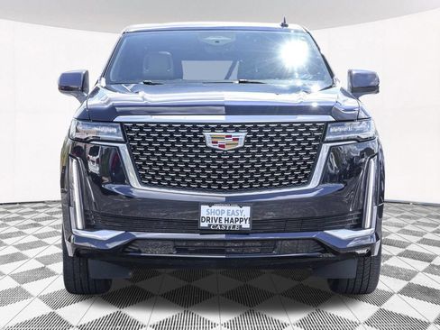 Used 2023 Cadillac Escalade Premium Luxury AWD/4WD image 12