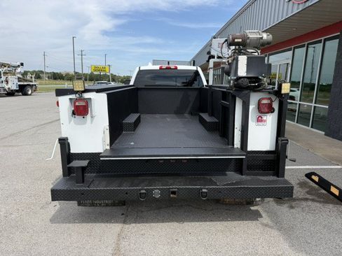 Used 2017 Chevrolet Silverado 3500 W/T w/ WT Convenience Package AWD/4WD image 6