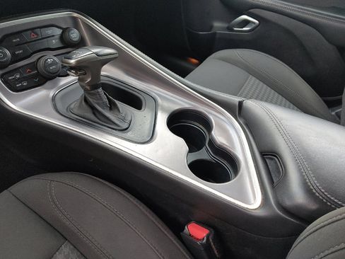 Used 2019 Dodge Challenger SXT RWD image 26
