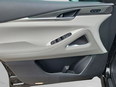 New 2026 INFINITI QX60 Luxe w/ Family Package image 32