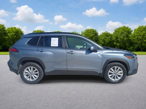 Used 2022 Toyota Corolla Cross LE FWD image 8