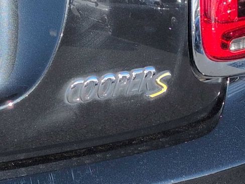 Certified 2024 MINI Cooper SE image 12