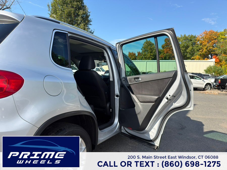 Used 2016 Volkswagen Tiguan SE AWD/4WD image 14