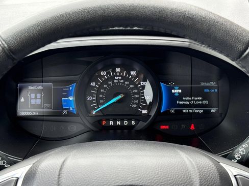 Used 2022 Ford Edge SEL image 19