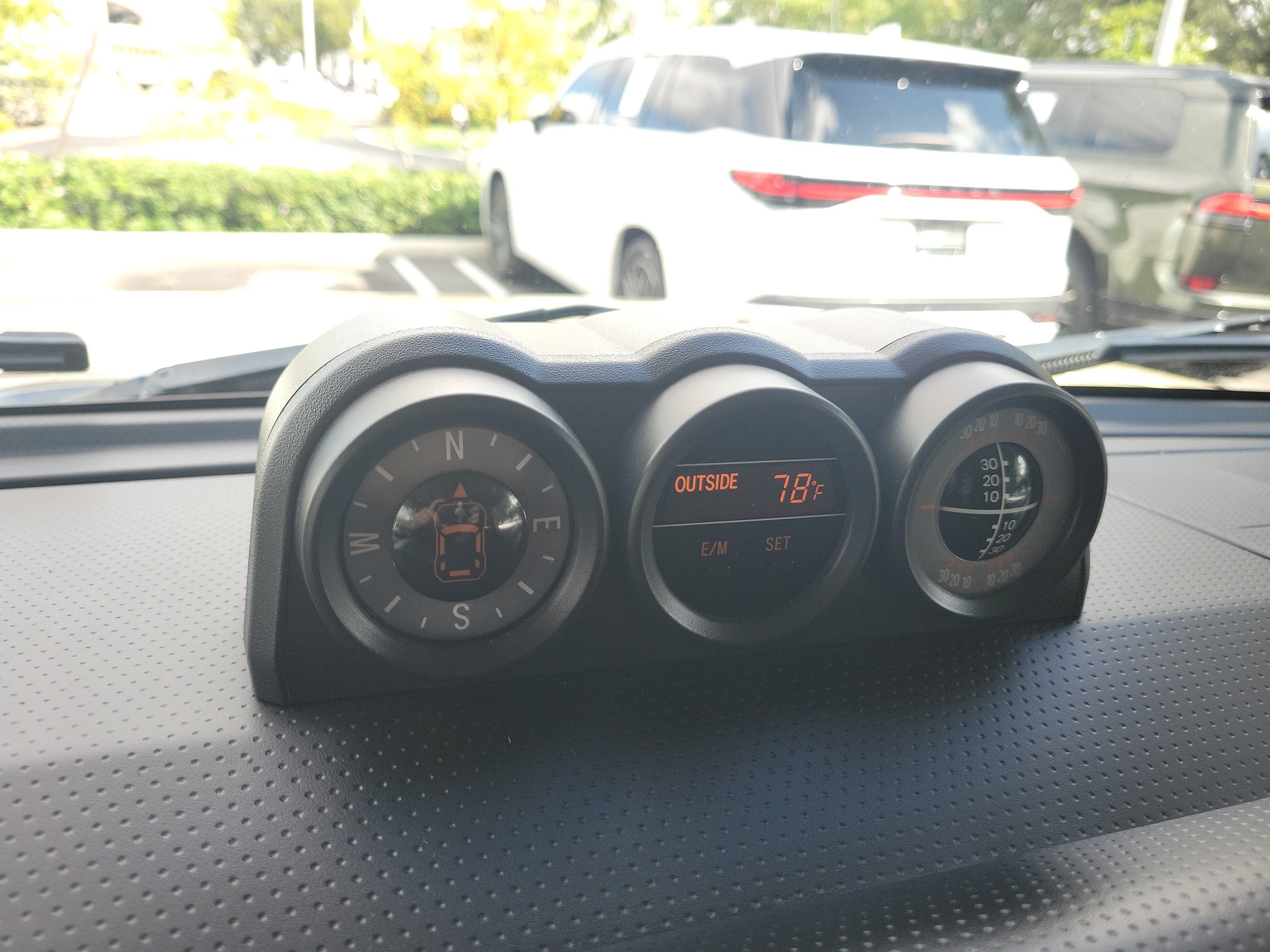 Used 2011 Toyota FJ Cruiser 4WD w/ Upgrade Pkg image 25