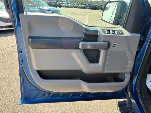 Used 2018 Ford F150 XLT w/ Equipment Group 302A Luxury AWD/4WD image 14