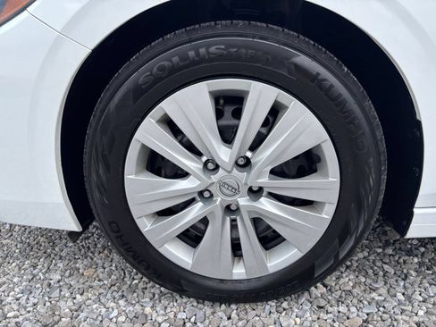 Used 2025 Nissan Sentra S FWD image 28