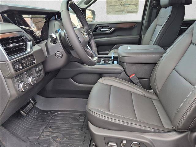New 2026 GMC Yukon Denali w/ Denali Reserve Package AWD/4WD image 4