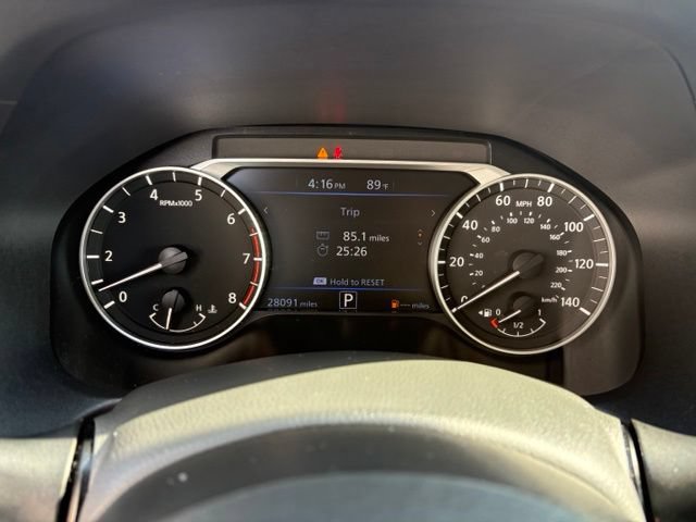 Used 2023 Nissan Altima 2.5 SV FWD image 14