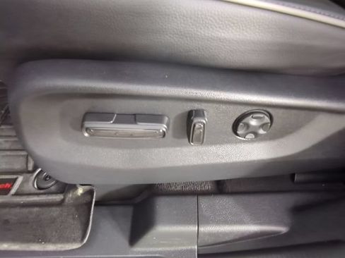 Used 2025 Honda Odyssey Elite image 31