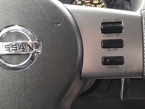 Used 2012 Nissan Xterra S AWD/4WD image 32