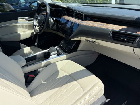 Used 2019 Audi e-tron Premium Plus AWD/4WD image 12