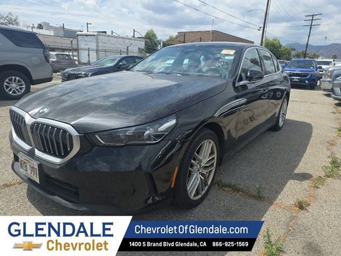 Used 2024 BMW 530i RWD image 2
