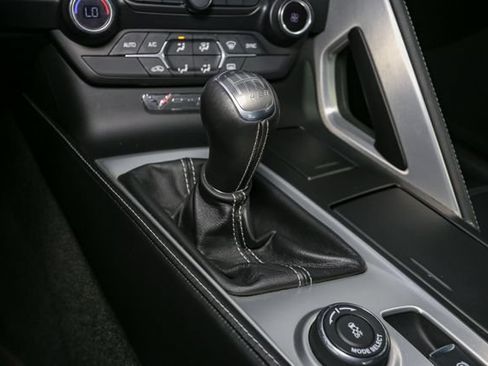 Used 2014 Chevrolet Corvette Stingray Coupe RWD image 22