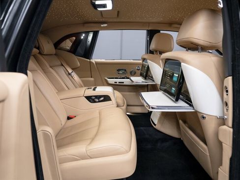 Used 2019 Rolls-Royce Phantom Sedan image 37