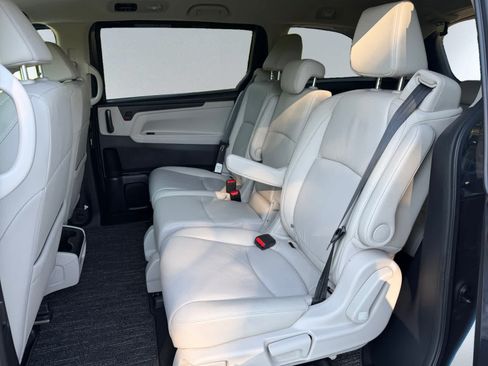 Used 2026 Honda Odyssey EX-L image 18