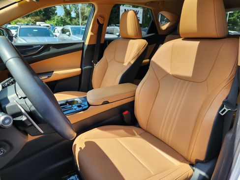 Used 2024 Lexus NX 350 AWD image 7