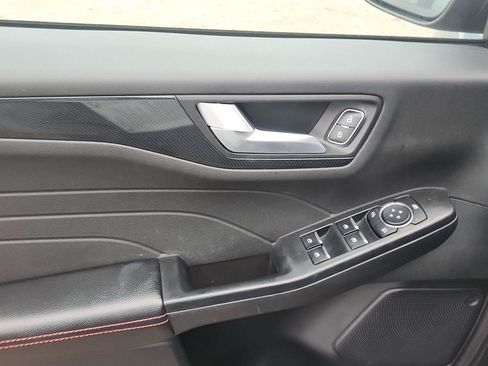 Used 2025 Ford Escape ST-Line Select AWD/4WD image 11