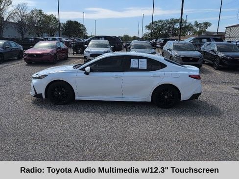Used 2025 Toyota Camry SE w/ Multimedia Upgrade Package FWD image 3