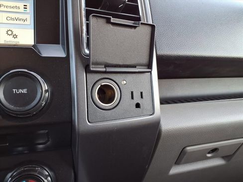 Used 2016 Ford F150 XLT w/ Equipment Group 302A Luxury image 20