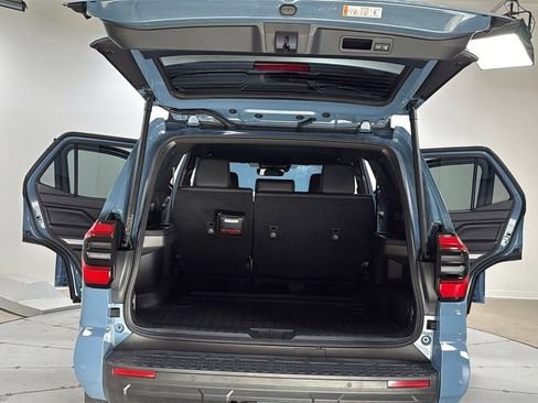 Certified 2025 Toyota 4Runner TRD Off-Road Premium image 16