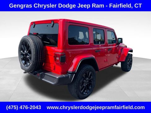 Certified 2025 Jeep Wrangler Unlimited Sahara w/ Safety Group AWD/4WD image 7