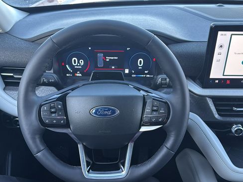 New 2026 Ford Explorer Platinum w/ LUX Leather Package image 11