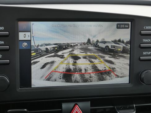 Certified 2025 Hyundai Elantra Sport image 35