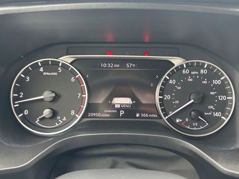 Used 2025 Nissan Rogue SV image 42