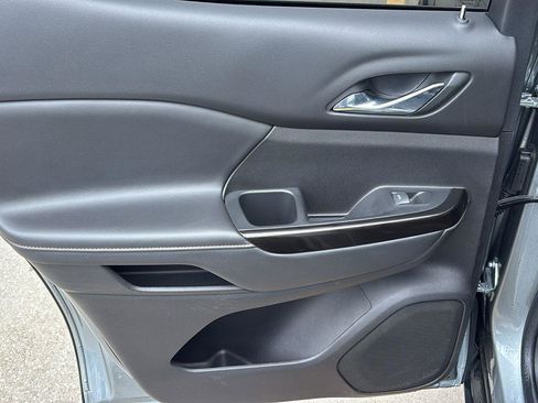 Certified 2023 GMC Acadia AT4 w/ Preferred Package image 16