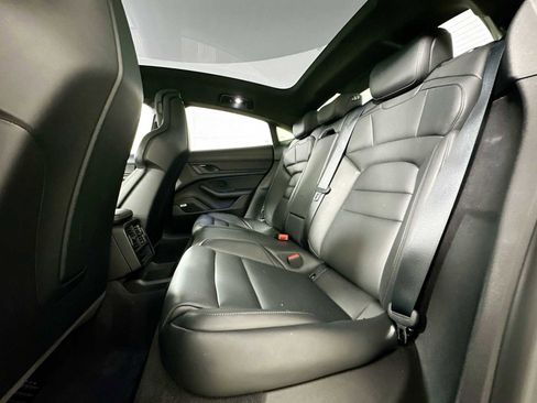 Certified 2022 Porsche Taycan GTS image 22