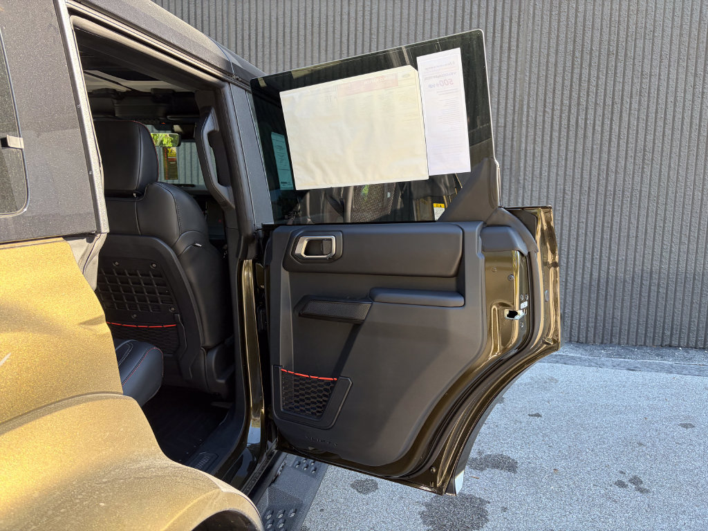 New 2026 Ford Bronco Raptor w/ Interior Carbon Fiber Pack AWD/4WD image 23