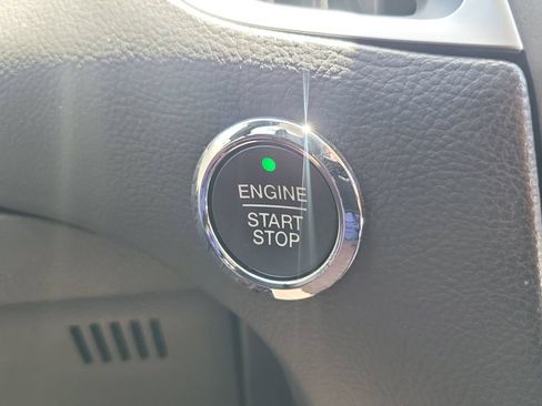 Used 2016 Ford Edge SEL w/ Equipment Group 201A FWD image 30