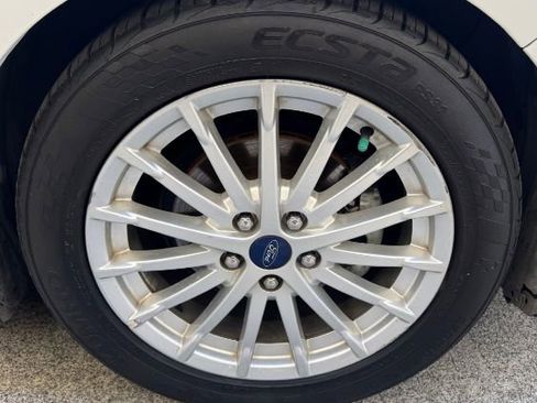 Used 2016 Ford C-MAX SE image 25