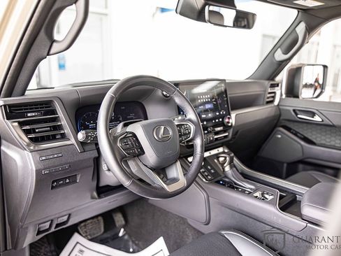 Used 2024 Lexus GX 550 AWD/4WD image 20