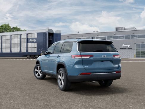 New 2026 Jeep Grand Cherokee L Limited image 3