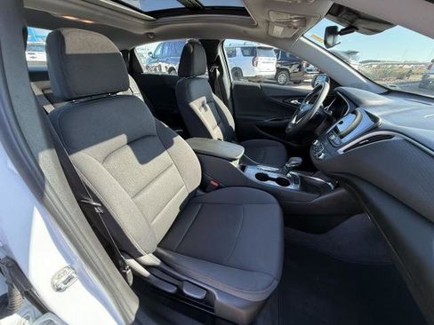 Used 2024 Chevrolet Malibu LT image 26